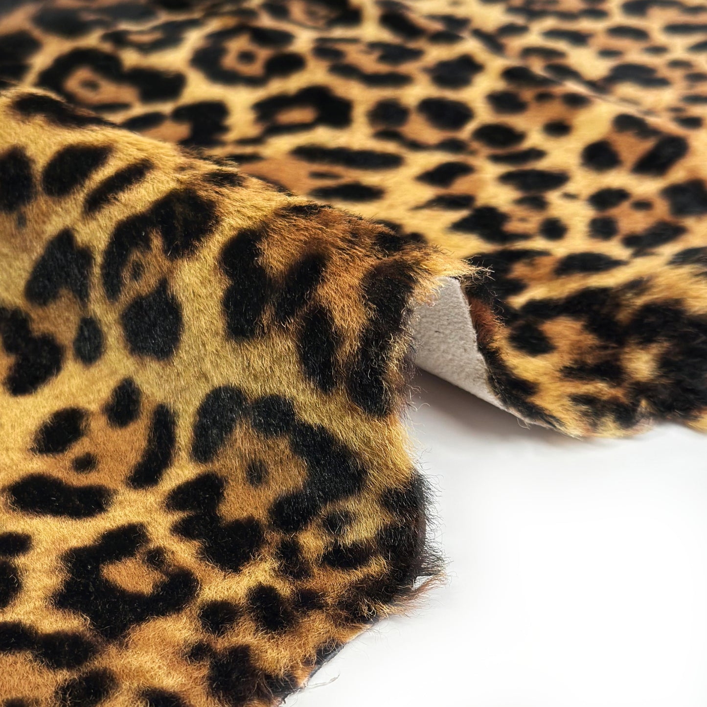 Long Hair Pony Leather With Jaguar Print 1.2-1.3mm/3-3.25oz PONY 1610