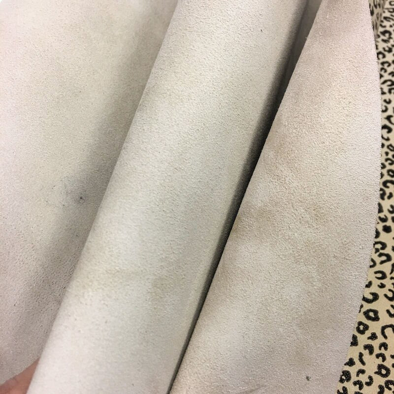 Small Spots Print Lambskin Leather 0.7mm/1.75oz ICED COFFEE 696