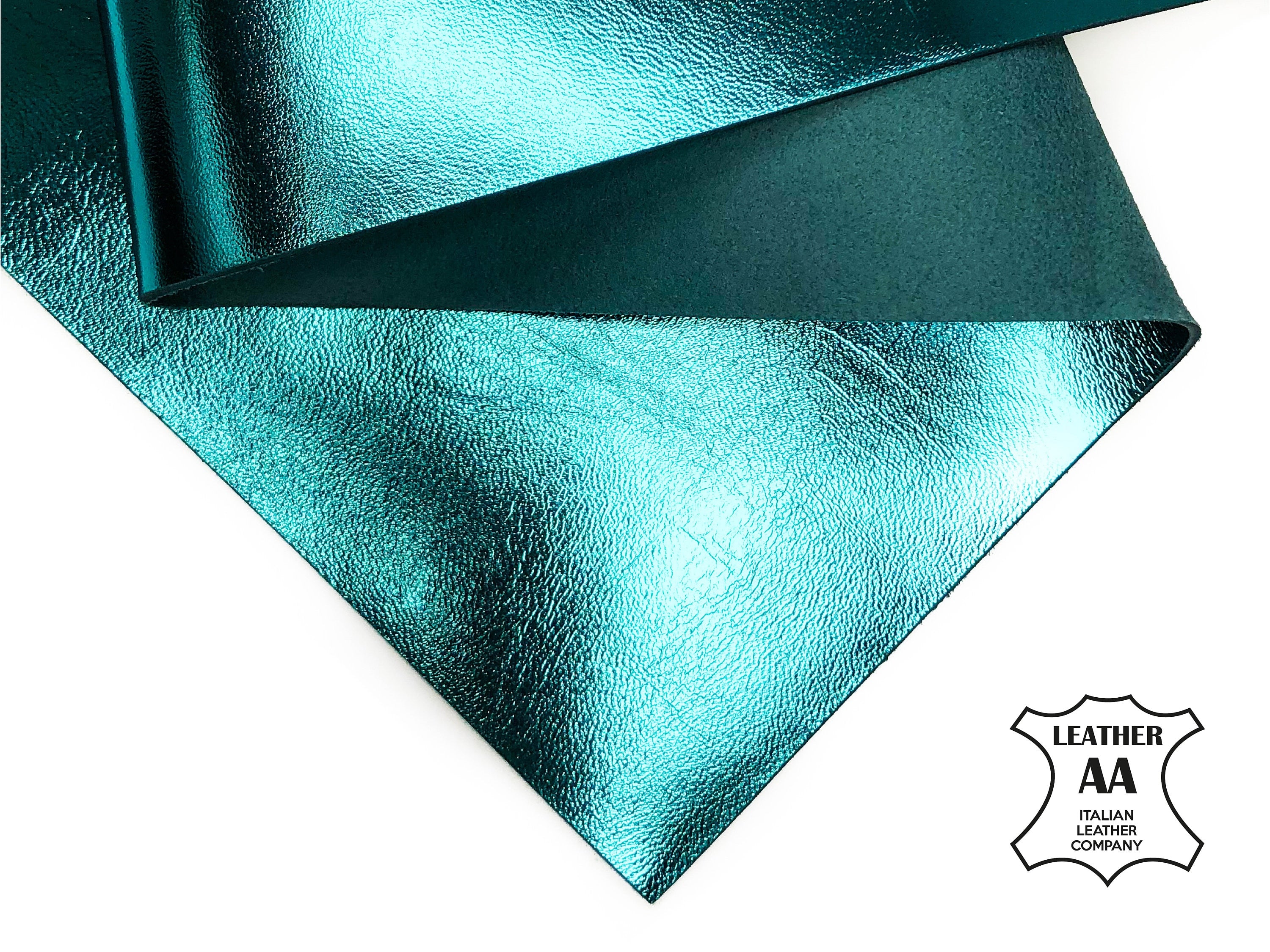 Metallic Blue Lambskin Sheets 0.9mm/2.25oz / CAPRI 1004