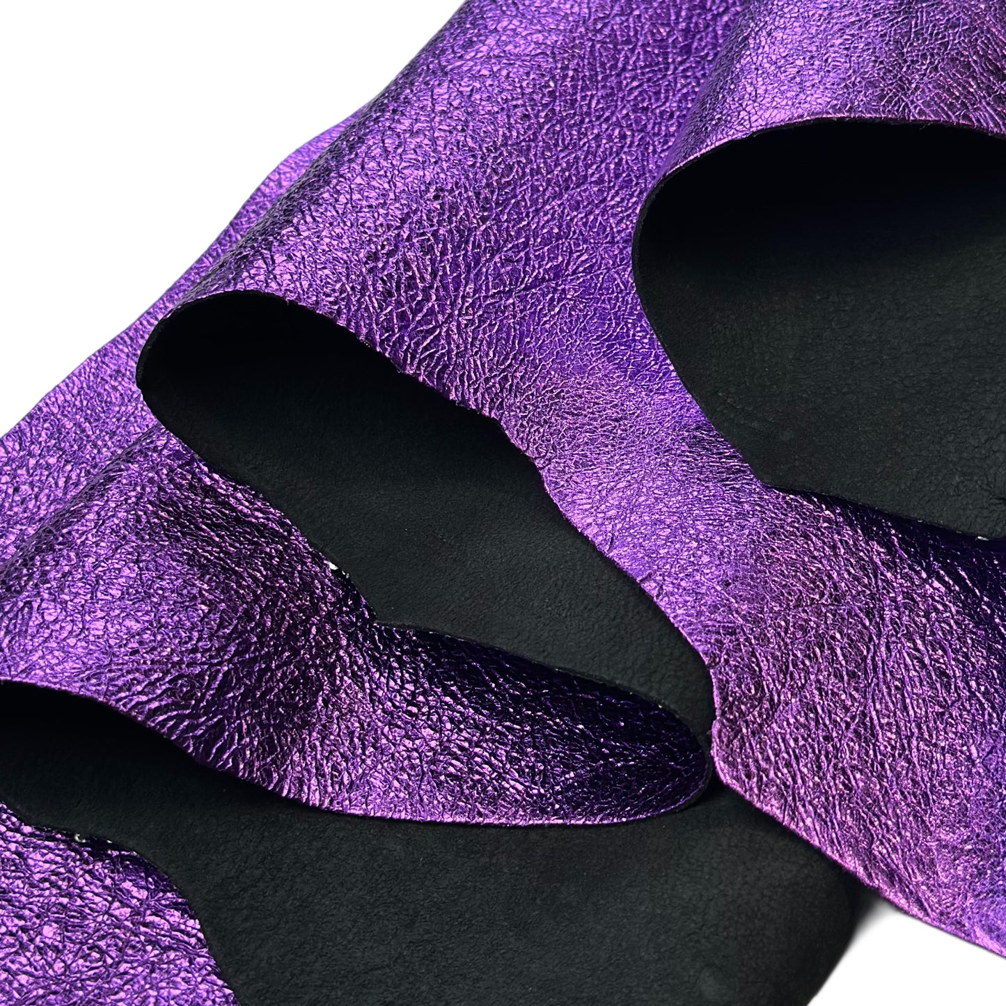 Metallic Violet Crunchy Lambskin Leather 1mm// 2.5oz CRUNCHY 1669