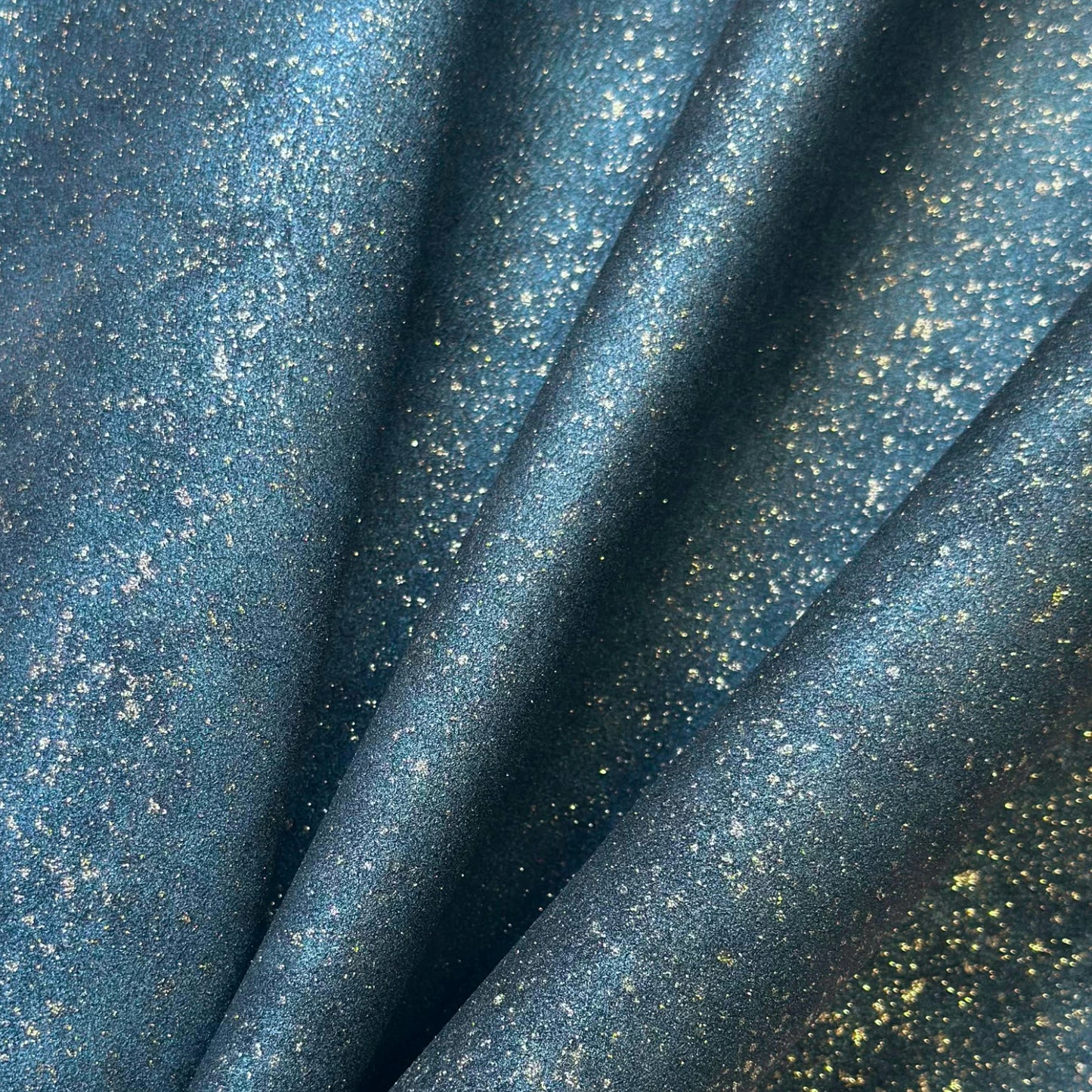 Blue Metallic Lambskin Suede Leather With Silver Shine 1-1.1mm//2.5-2.75oz 1644