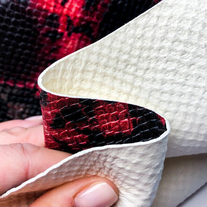 Classic Red Snakeskin Print Lambskin 1.0mm/2.5oz / AMERICAN SNAKE 979