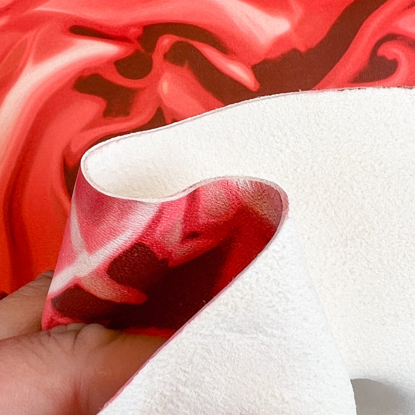 Red Abstract Tie Dye Rose Lambskin With Print Thick 1.1mm/2.75oz / 1452