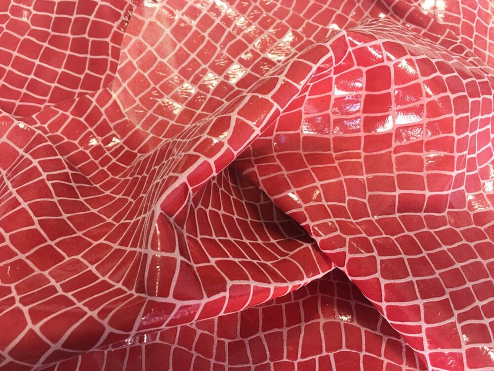 Red White Lambskin With Snake Print 0.5mm/1.4oz / RED SNAKE 447