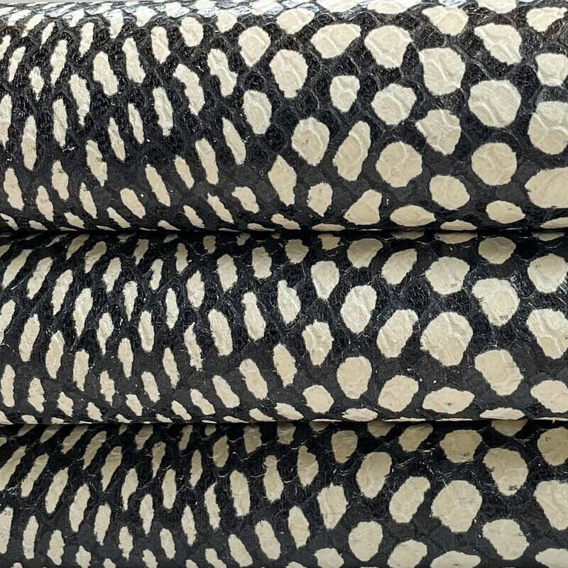 Black & White Snake Print Lambskin 1.1mm/2.75oz / SPOT SNAKE 1333