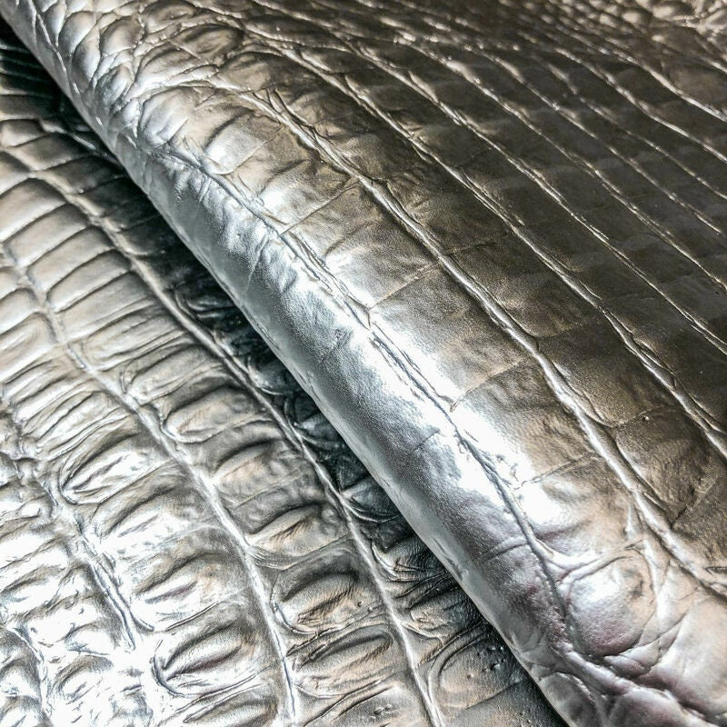 Metallic Matte Silver Crocodile Print Lambskin 0.7mm/1.75oz / MATTE SILVER CROCODILE 1046