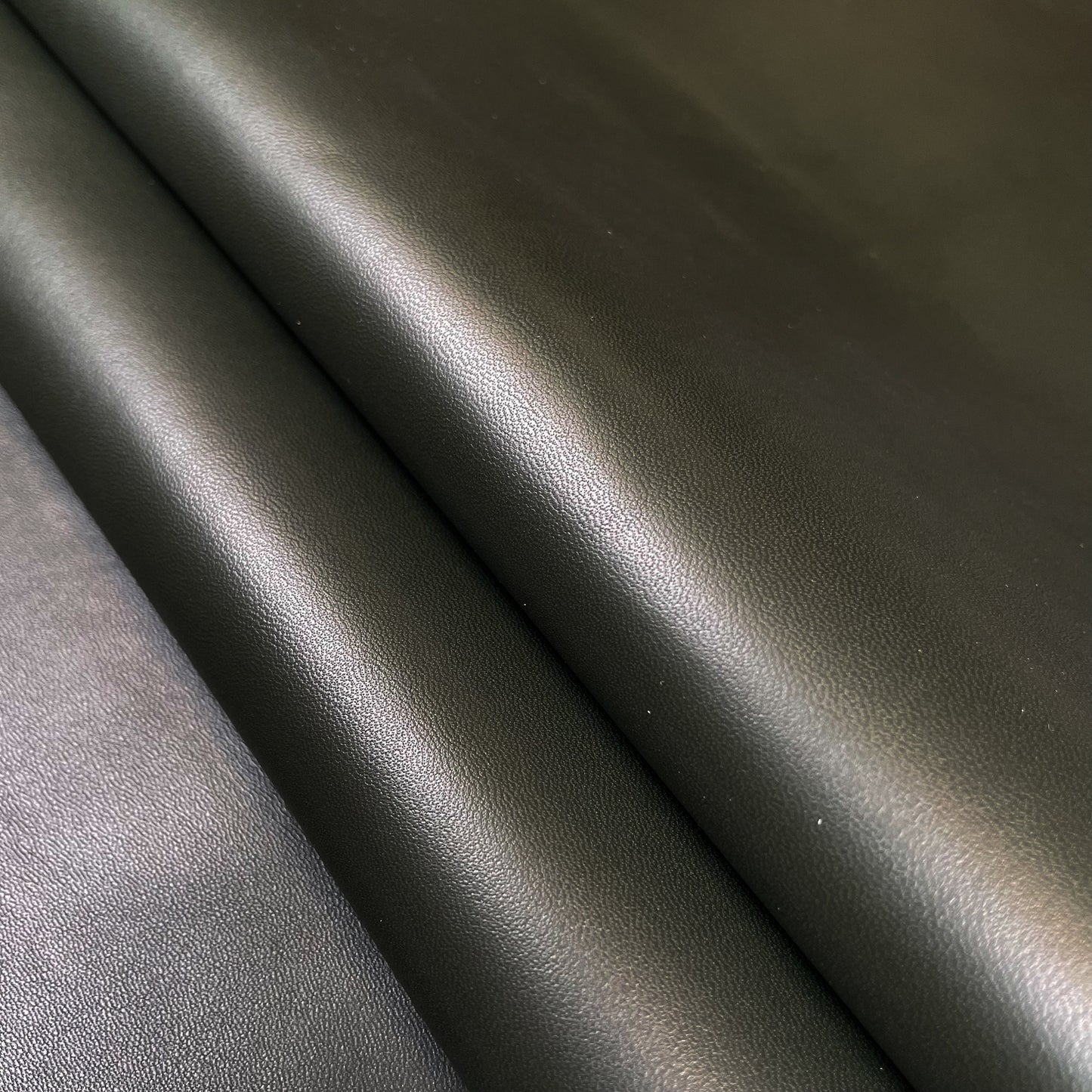 Dark Green Lambskin Leather 0.9mm/2.25oz / SALUTE 273