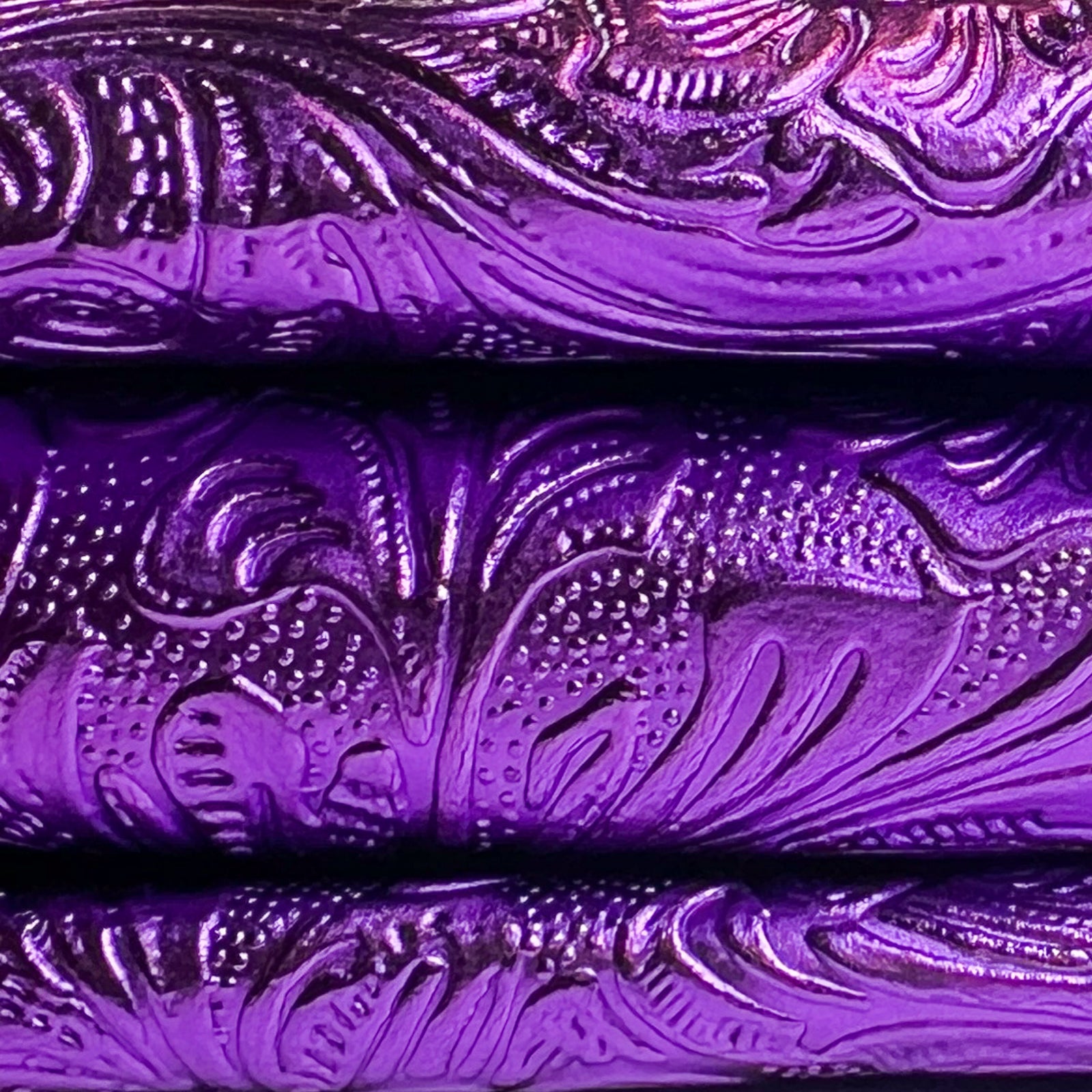 Metallic Purple Viola Lambskin 1-1.2mm/ 2.5-3oz VIOLA FLOWERS 1508