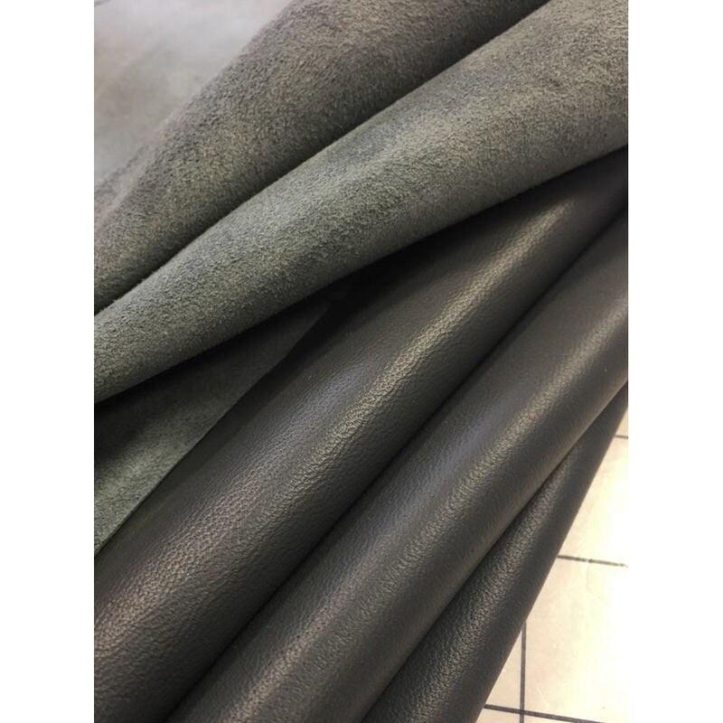 Dark Gray Lambskin Leather 1.1mm/2.75oz / CASTLEROCK 586
