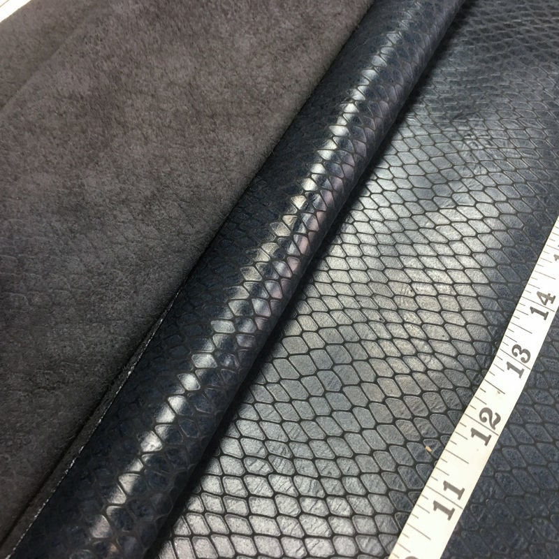 Blue Leather With Snakeskin Print 1.1mm/2.75oz / INDIAN SNAKE 715
