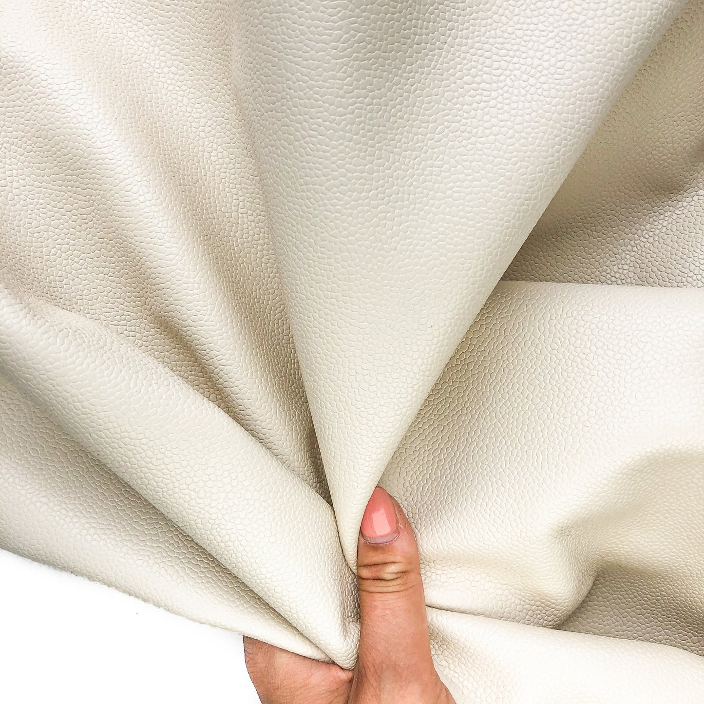Milk White Textured Lambskin 1.0mm/2.5oz / MILKY WHITE PEBBLED 922