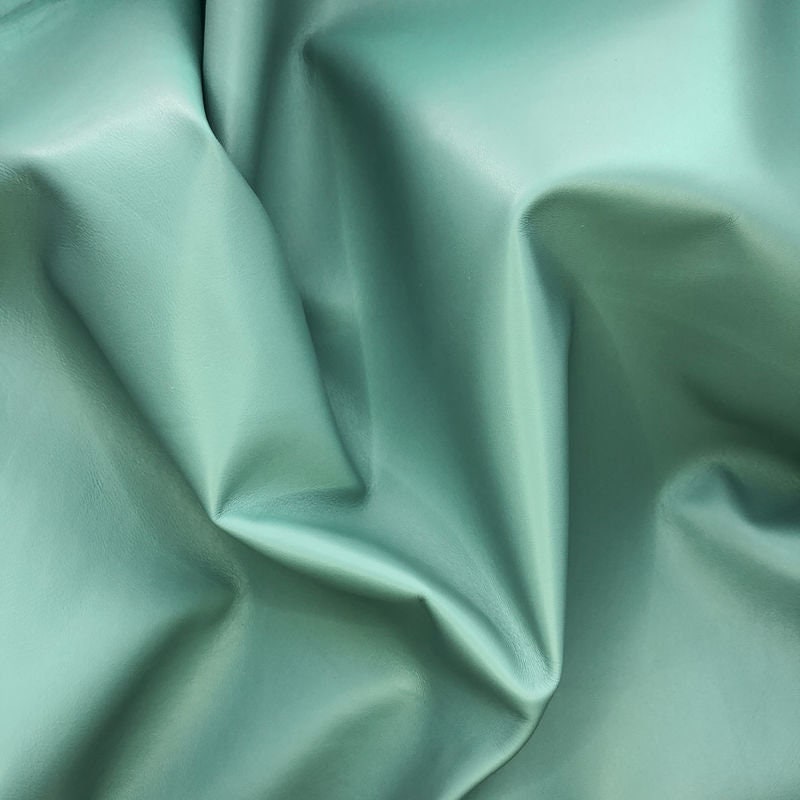 Pastel Green Lambskin Leather 2.25oz/0.9mm / SAGE GREEN 902