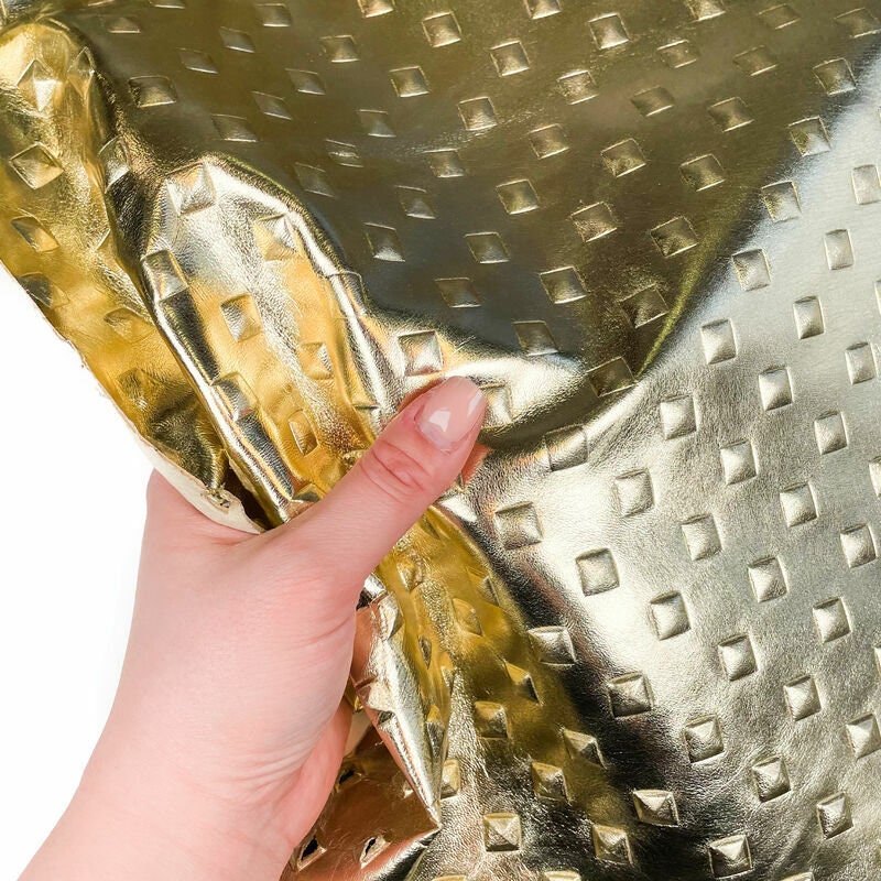 Metallic Gold Lambskin With Embossed Pyramid Studs 0.6mm/1.5oz / GOLD STUDS 1078