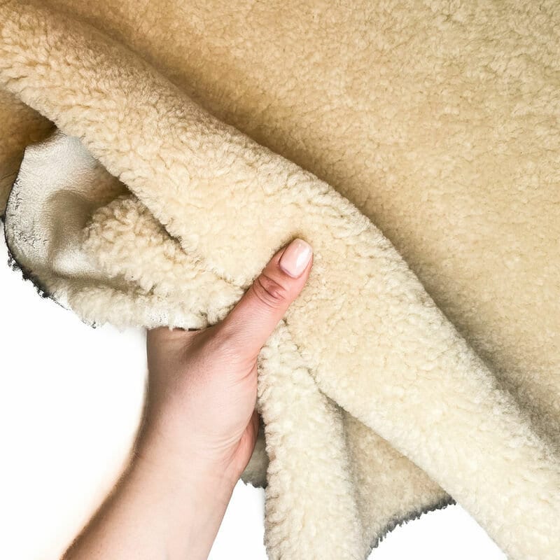 Italian Lambskin Shearling Hides Warm Double Sided Shearling CREAM SHEARLING 1062 1.4mm / 3.5oz