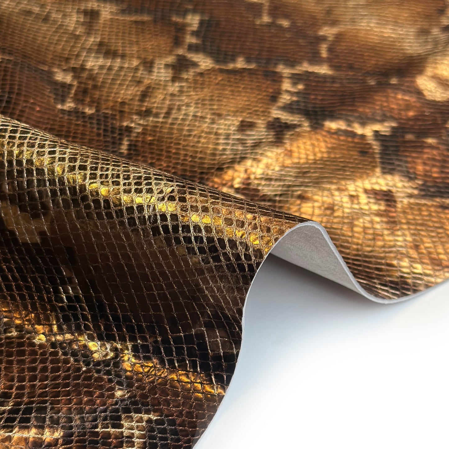 Unique Bronze Metallic Lambskin 1.1-1.2mm/2.75-3oz Bronze Snake 1636