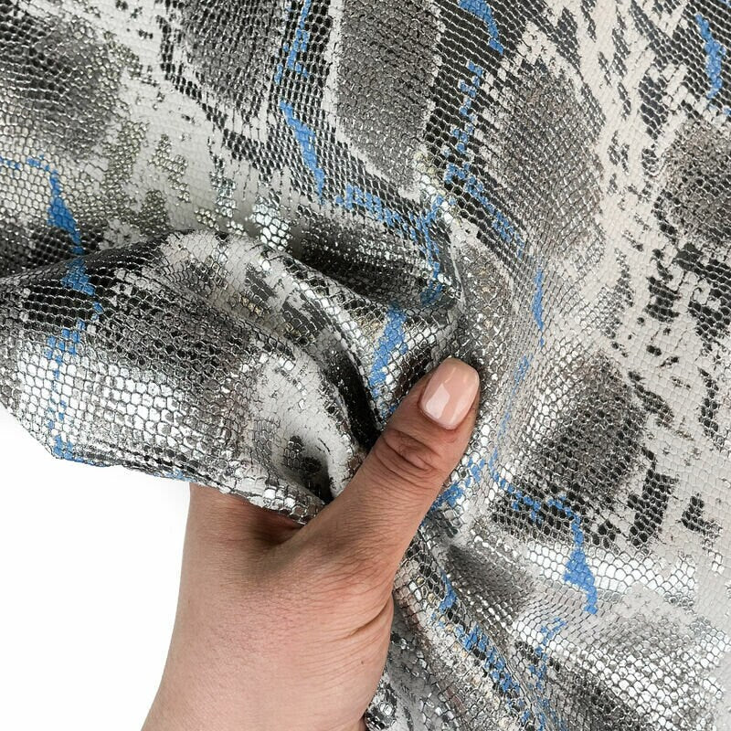 White Snake Print Lambskin With Silver And Blue 0.9mm/2.25oz / ONTARIO SNAKE 1091