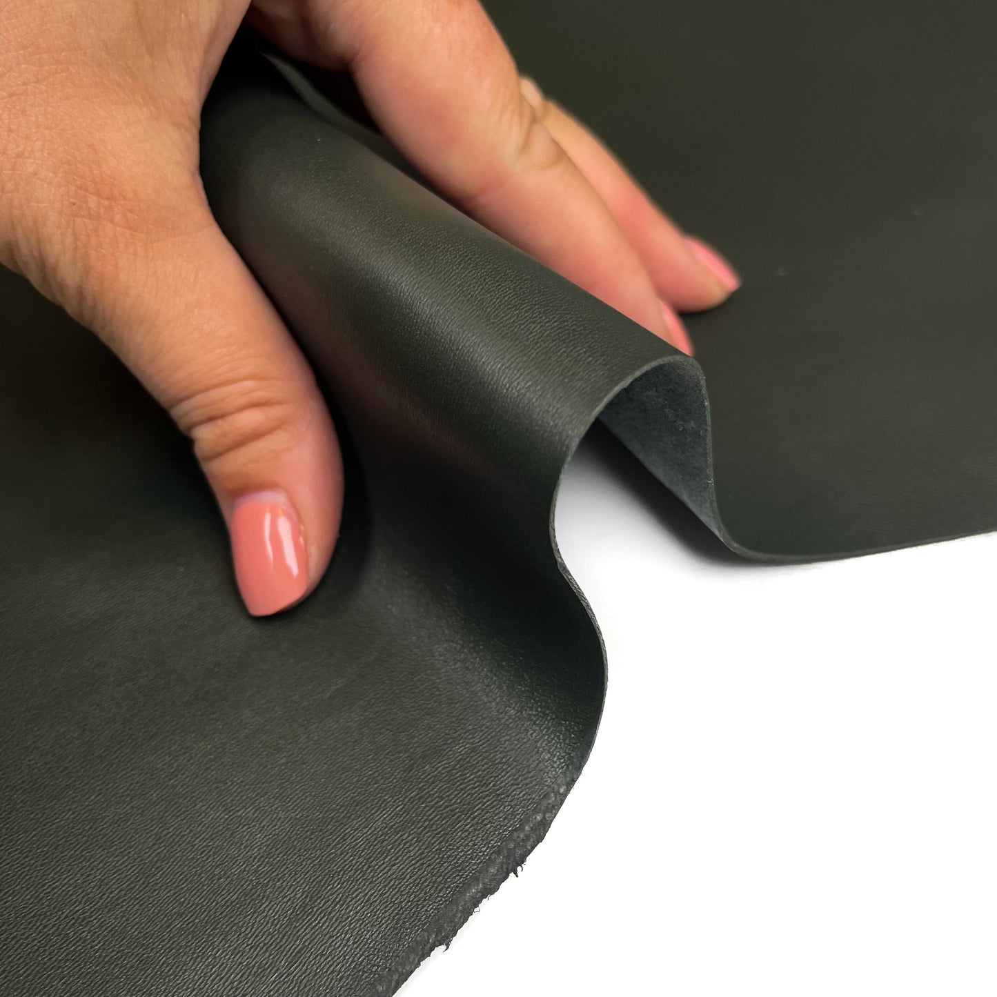 Dark Green Lambskin Leather 0.9mm/2.25oz / SALUTE 273