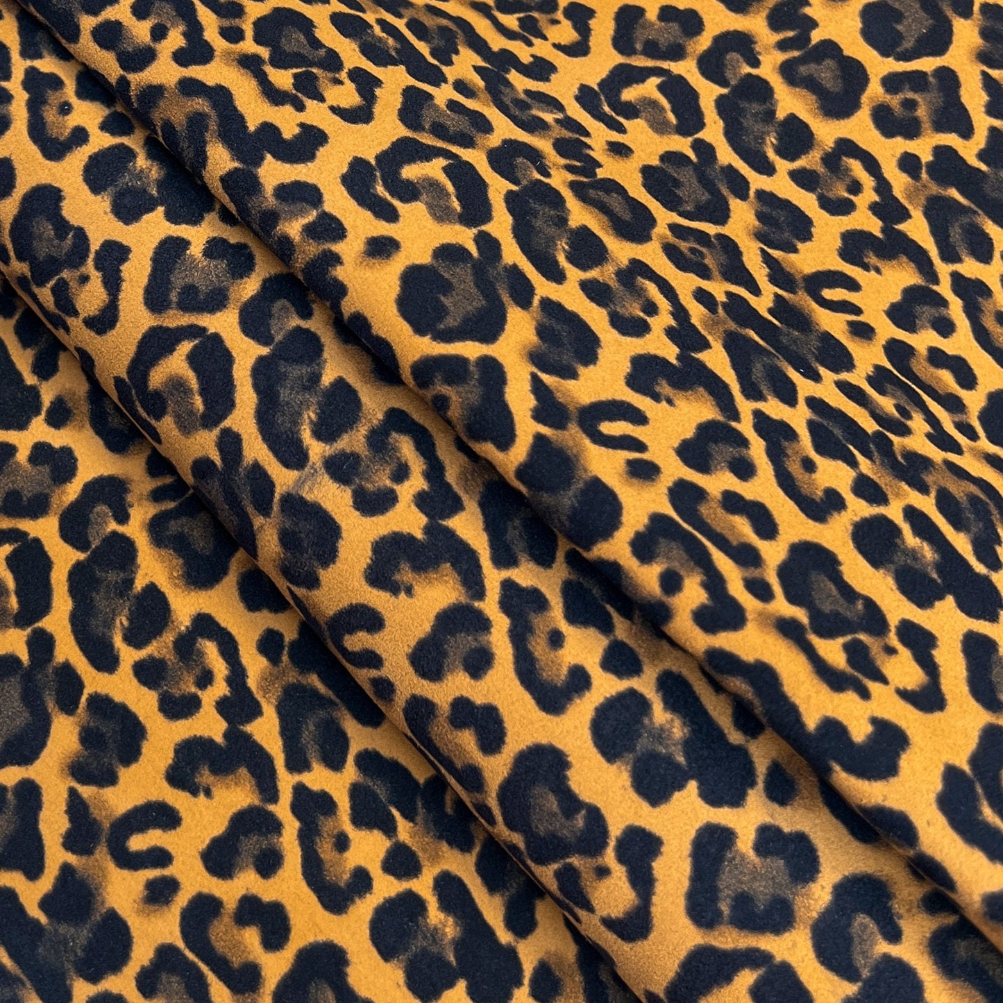 Leopard Print Lambskin Suede 1.0mm/2.5oz LEOPARD TAN 985
