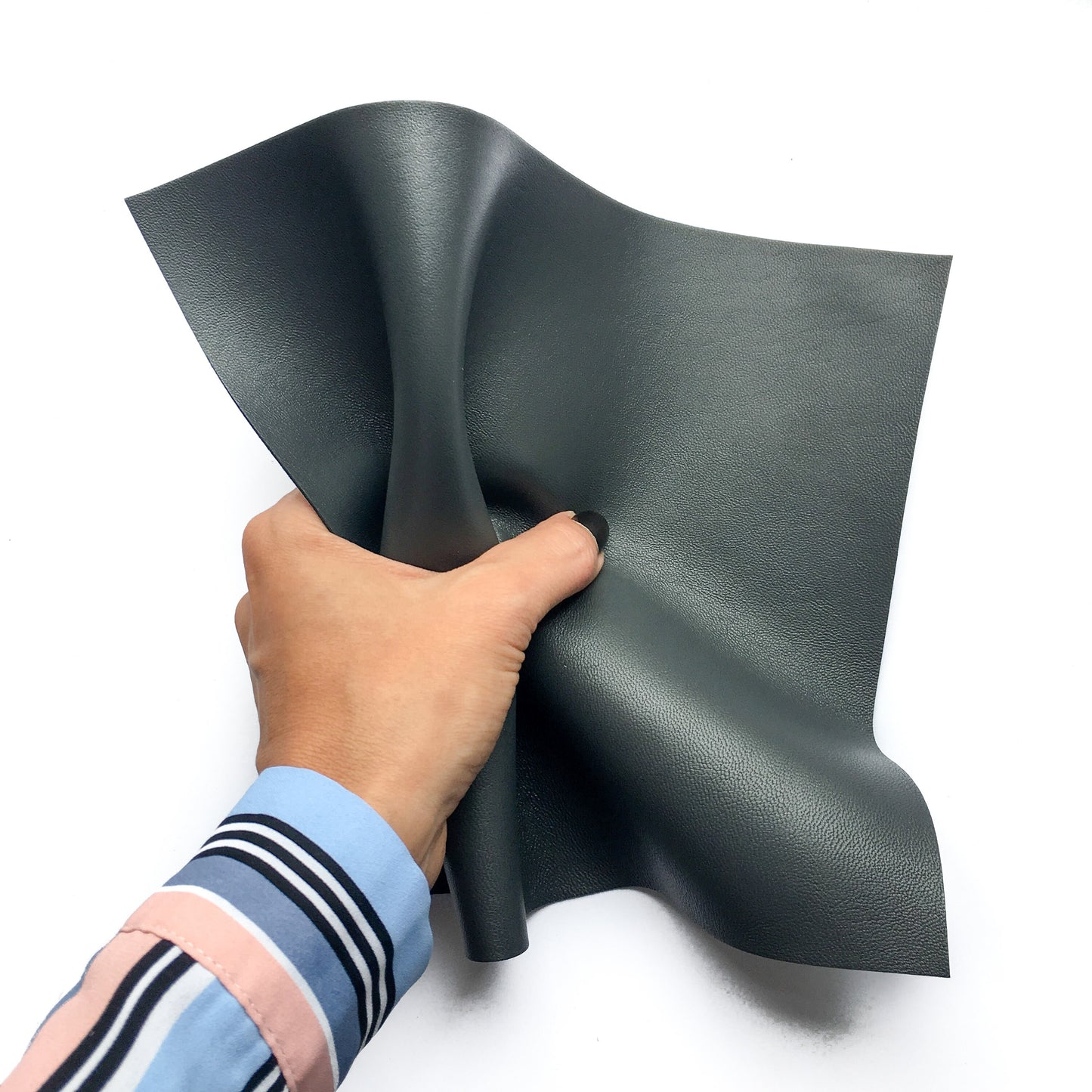 Dark Gray Lambskin Sheets 2.5oz/1.0mm / DARK SHADOW 595