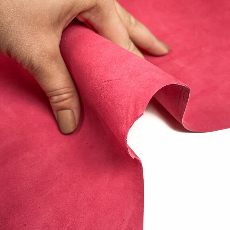 Warm Classic Pink Suede Lambskin 0.9mm/2.25oz / RASPBERRY WINE 1224