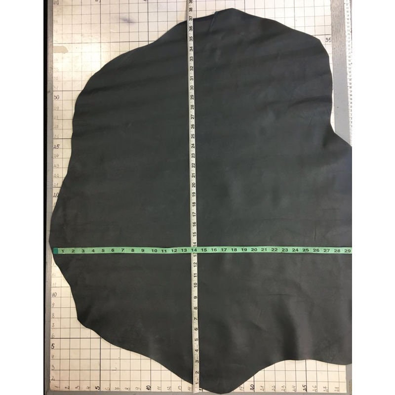 Dark Gray Lambskin Leather 1.1mm/2.75oz / CASTLEROCK 586