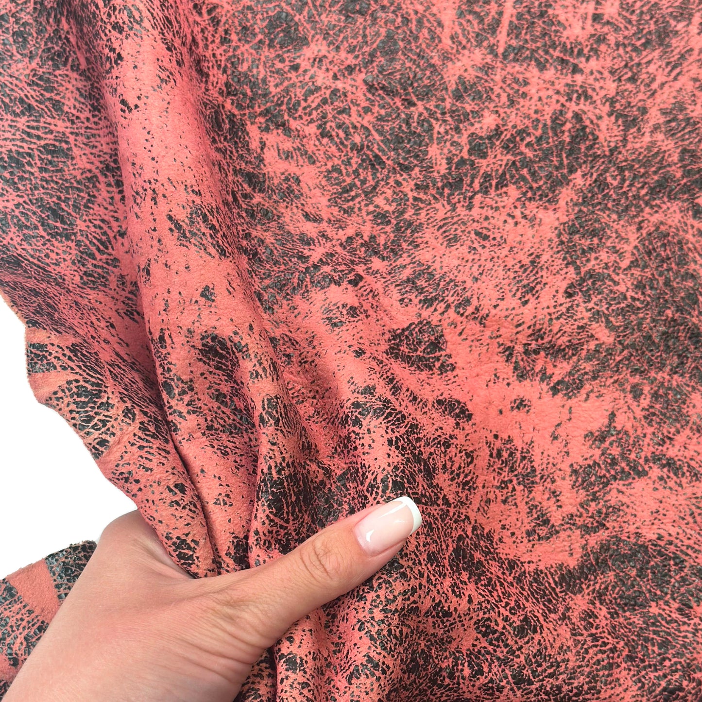 Vintage Rose Crackle Lambskin Leather 1.4mm//3.5oz Red Black1650