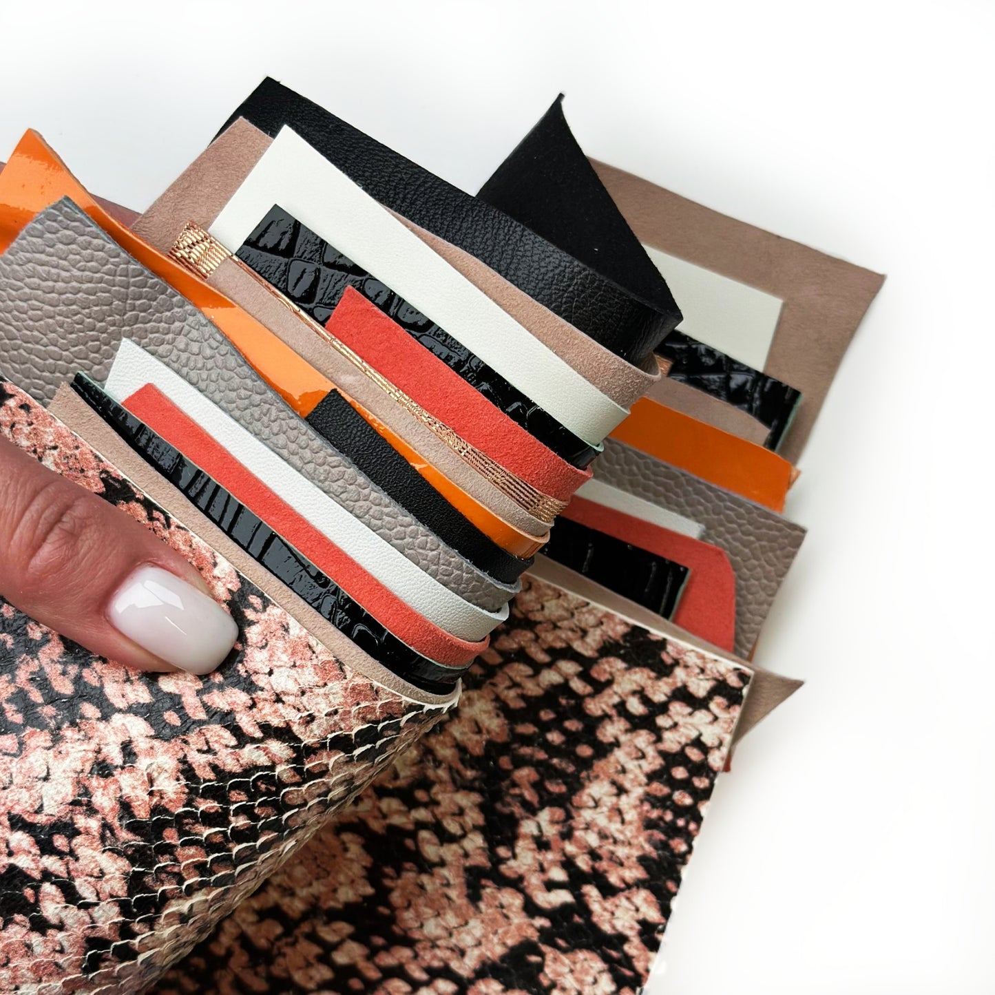 Limited Lambskin Scraps 80 g // 200 g Snake Print, Suede, Lambskin 0.6-1.2mm//1.5-3oz