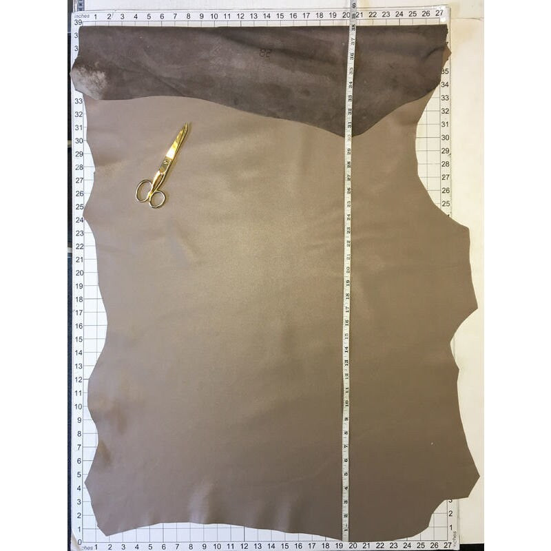 Pebbled Taupe Lambskin 0.8mm/2oz / PEBBLED TAUPE 812