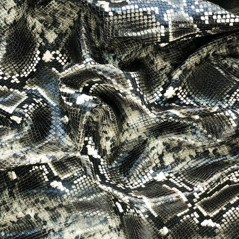 Dark Green Lambskin With Snake Print 0.8mm/2oz / WATER SNAKE 992