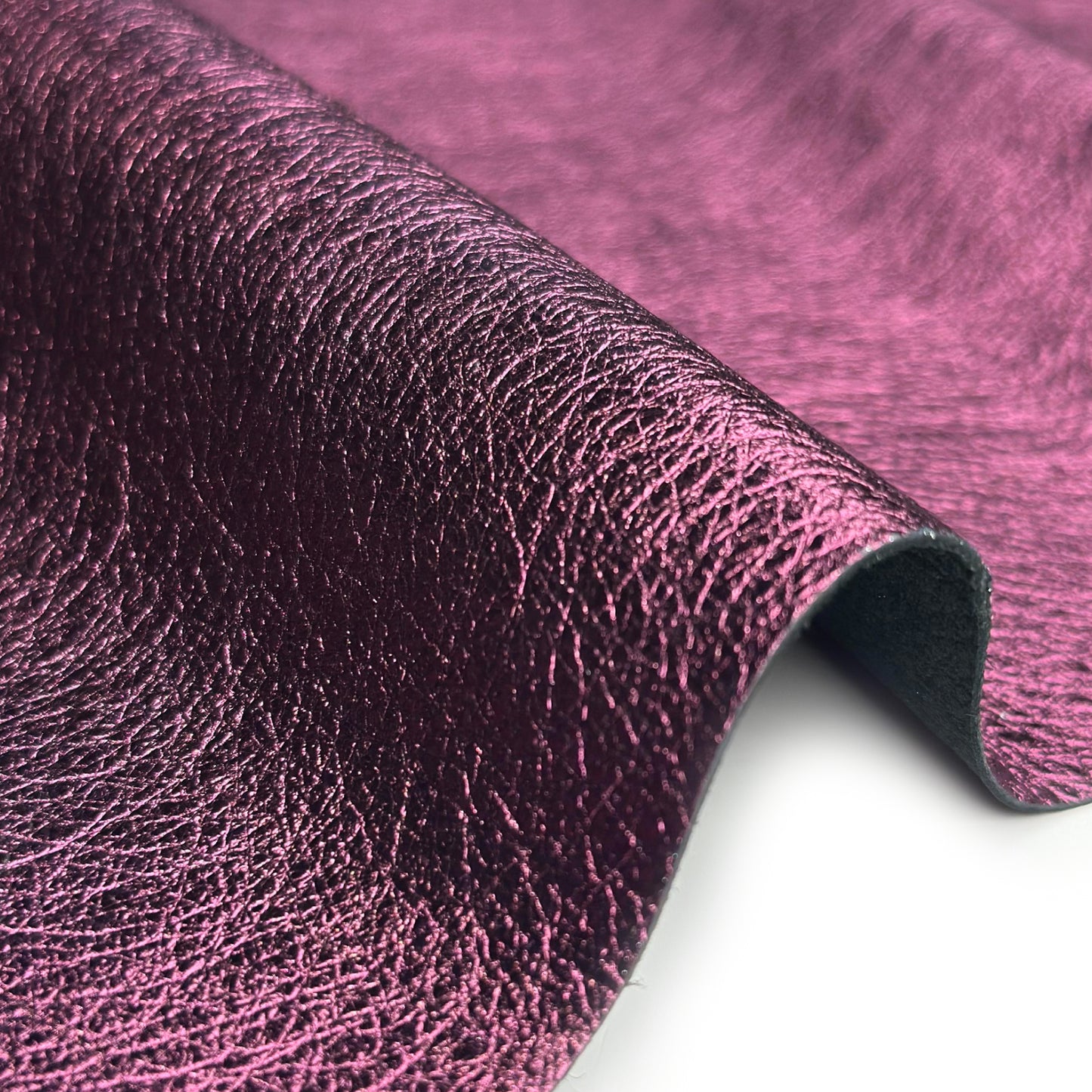 Metallic Magenta Lambskin Leather 0.8mm//2oz MAGENTA 1649