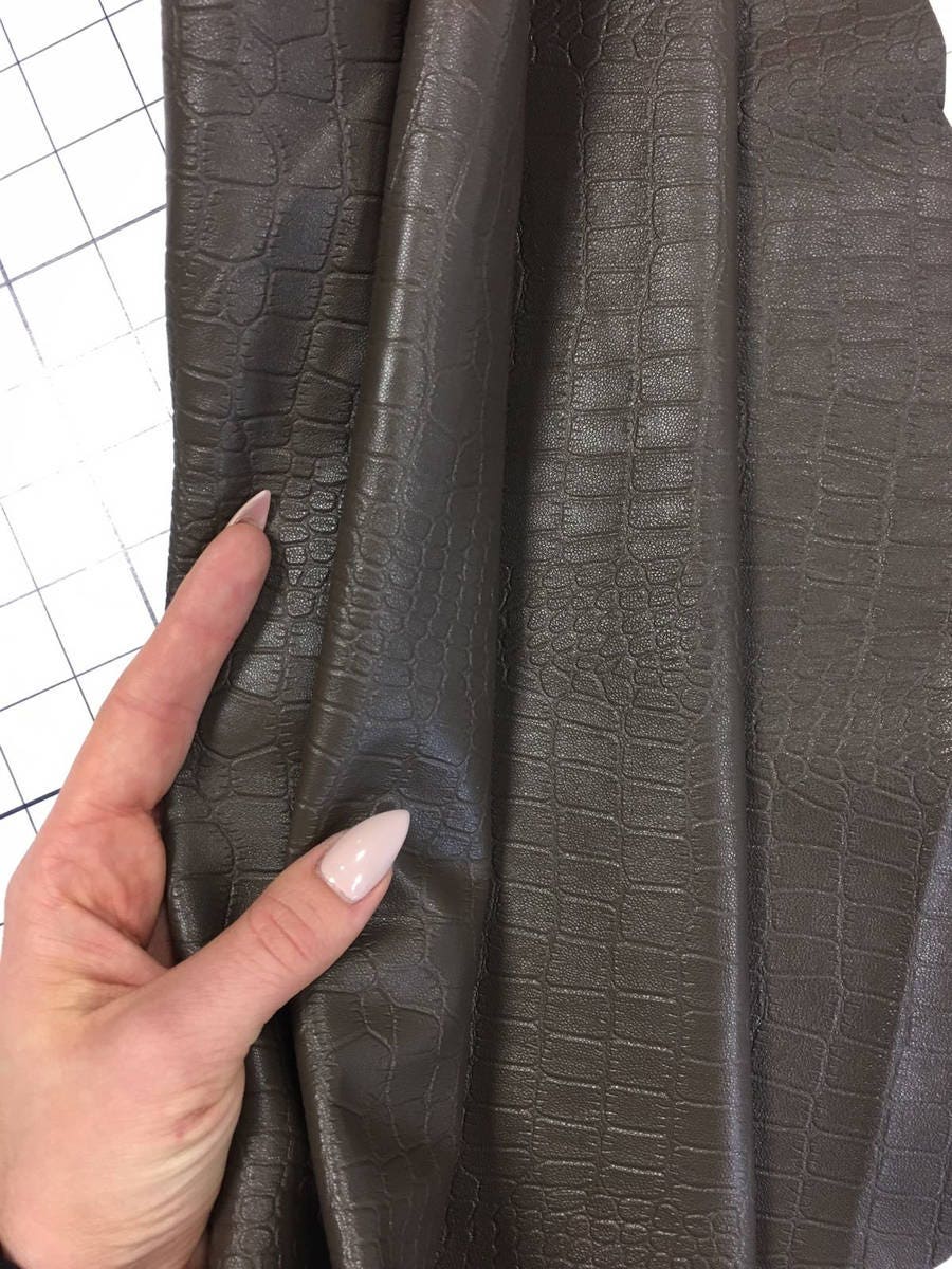 Brown Reptile Print Lambskin 0.8mm/2oz / WREN CROCODILE 512