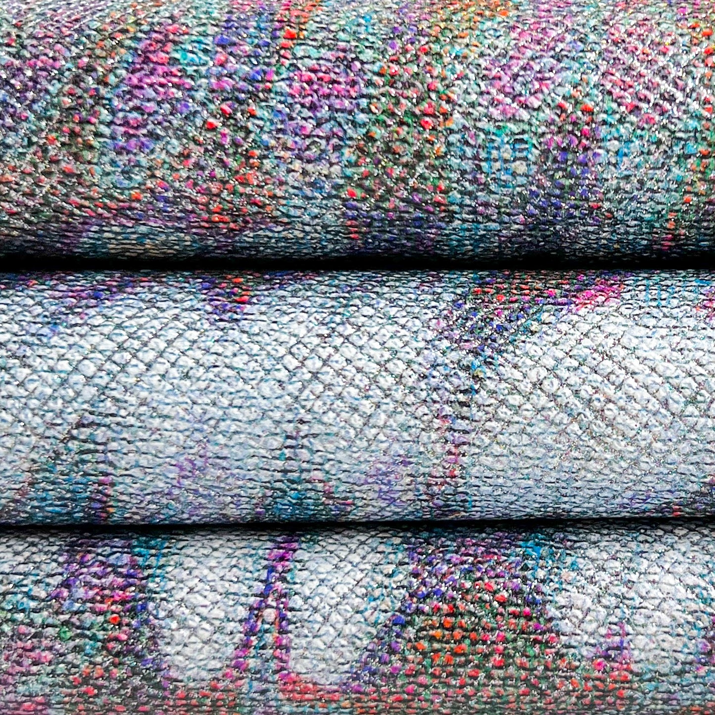 Metallic Lambskin With Galaxy Saffiano Print 0.9mm/2.25oz GALAXY SAFFIANO 1472