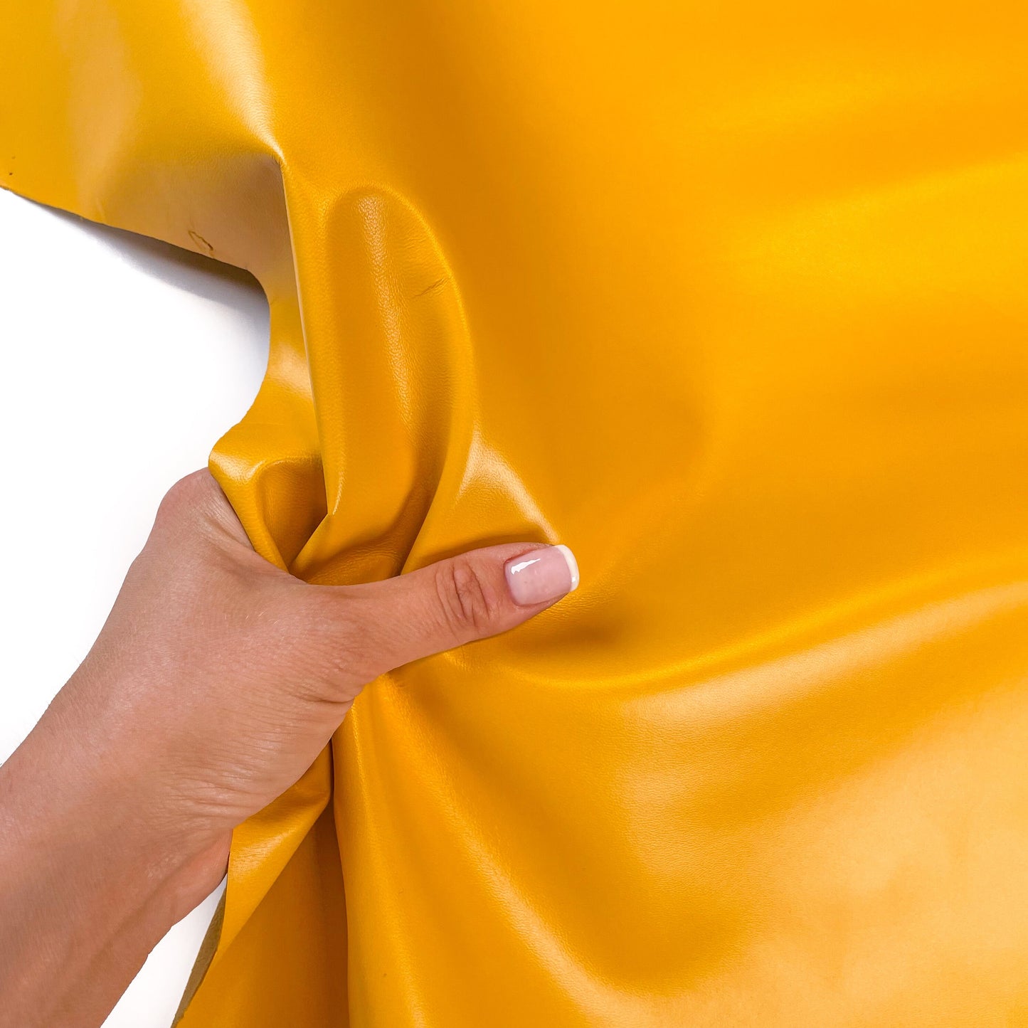 Yellow Lambskin Leather 0.8mm/2oz / GOLDEN ROD 485