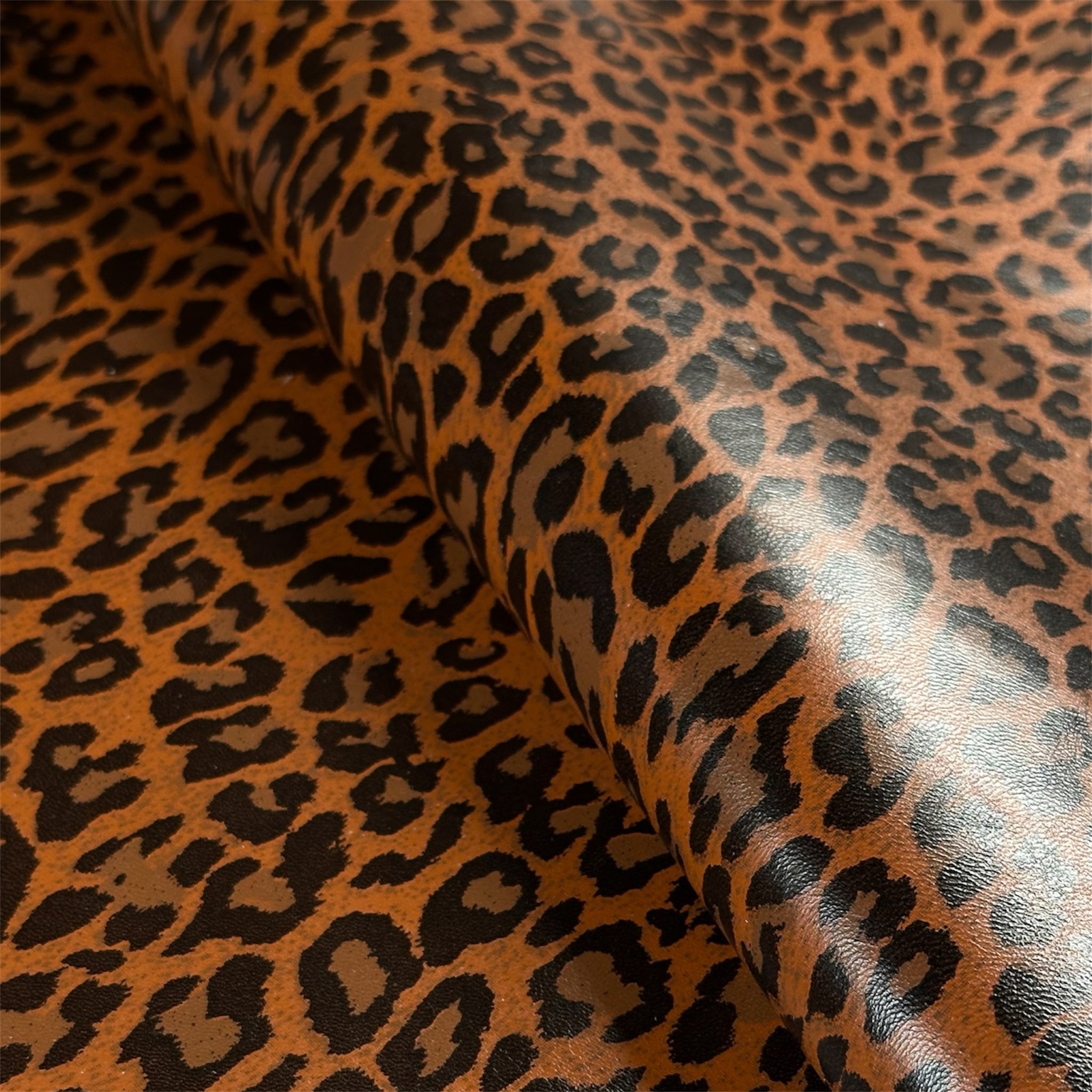 Brown Patent Leopard Print On Lambskin Leather 0.8mm/2oz BROWN LEO 1569