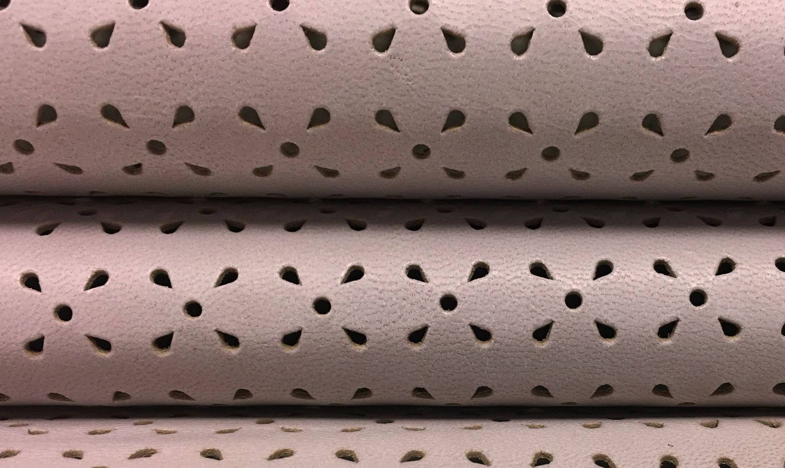 Light Pink Perforated Print Lambskin 0.7mm/1.75oz / ROSE DUST 207
