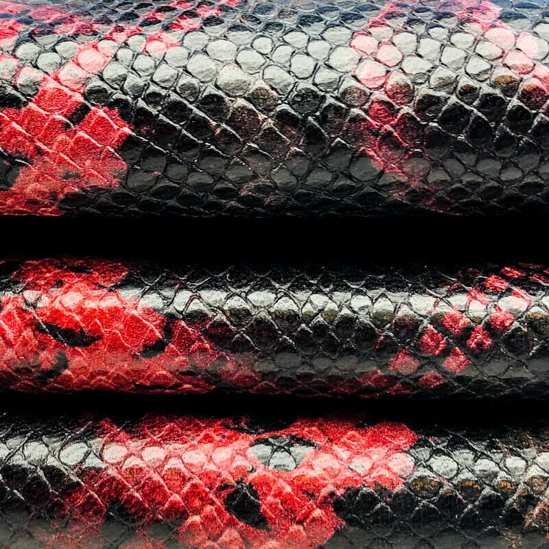 Classic Red Snakeskin Print Lambskin 1.0mm/2.5oz / AMERICAN SNAKE 979