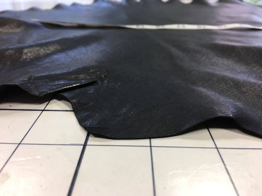 Matte Black Lambskin BLACK INK 536 / 0.6mm/1.5oz
