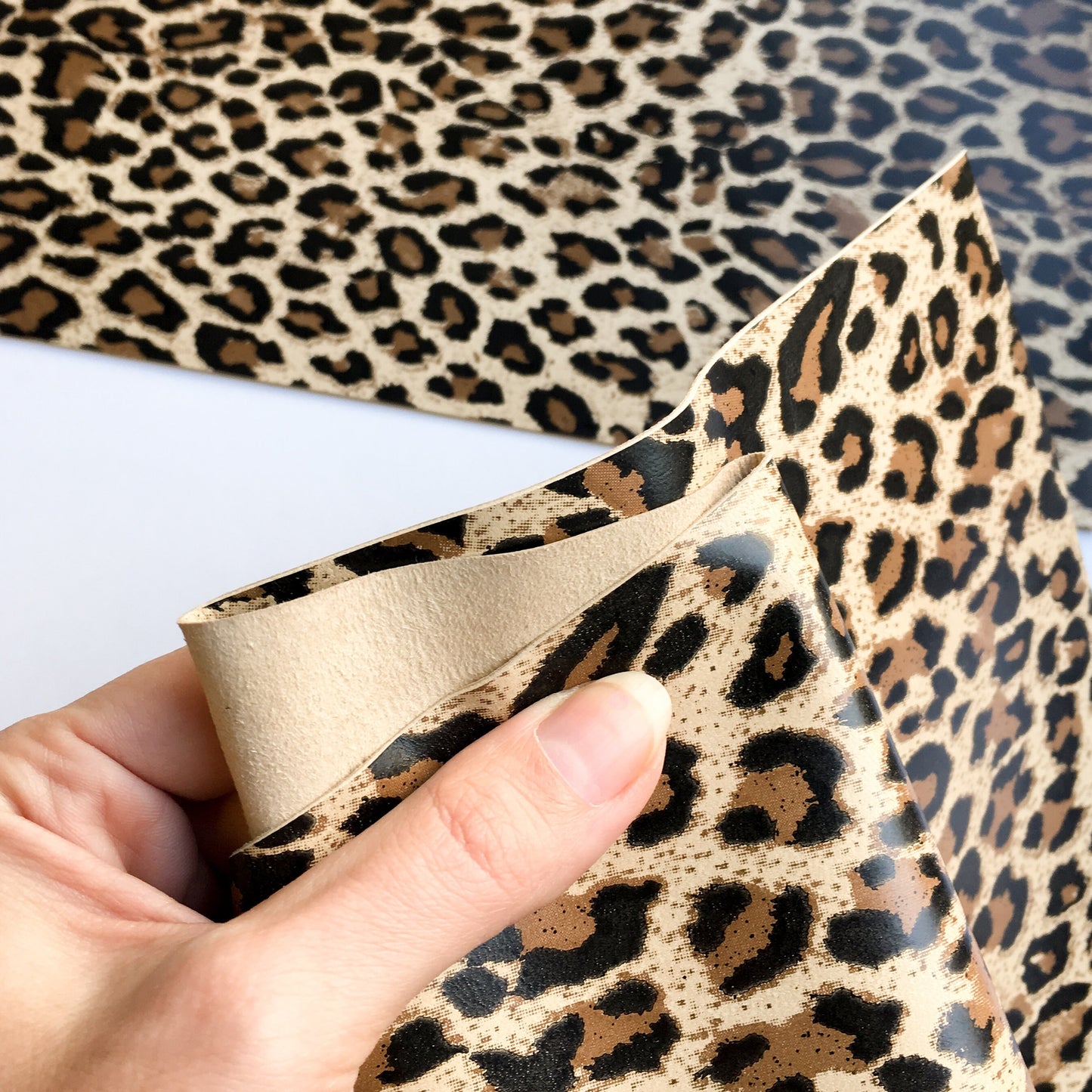 Leopard Lambskin Sheets 1.5oz/0.6mm / LEOPARD 695