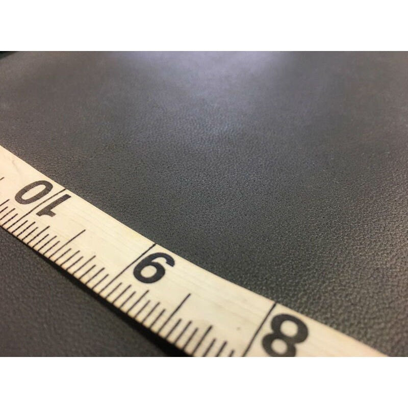 Dark Gray Lambskin Leather 1.1mm/2.75oz / CASTLEROCK 586