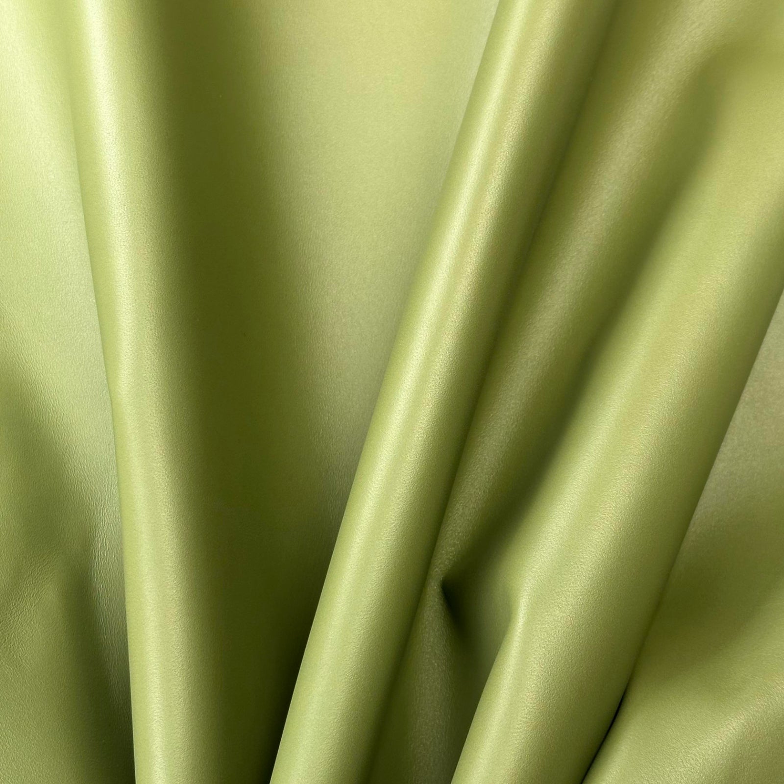 Pistachio Green Lambskin Leather 0.9mm/2.25oz Pistachio 1623