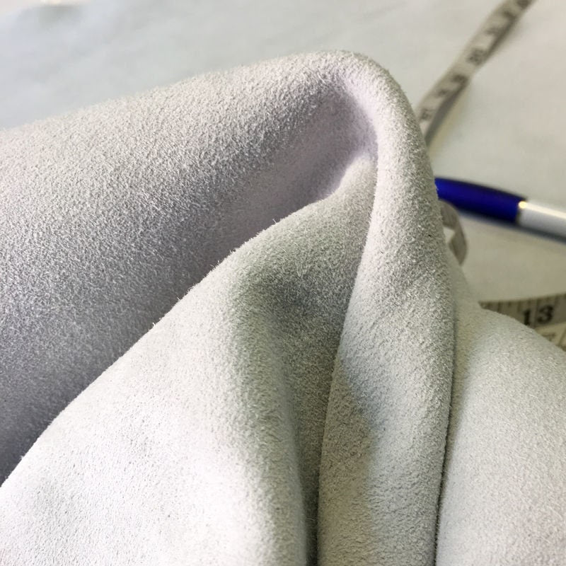 Thick Light Gray Suede Lambskin 1.2mm/3oz / SMOKE 825