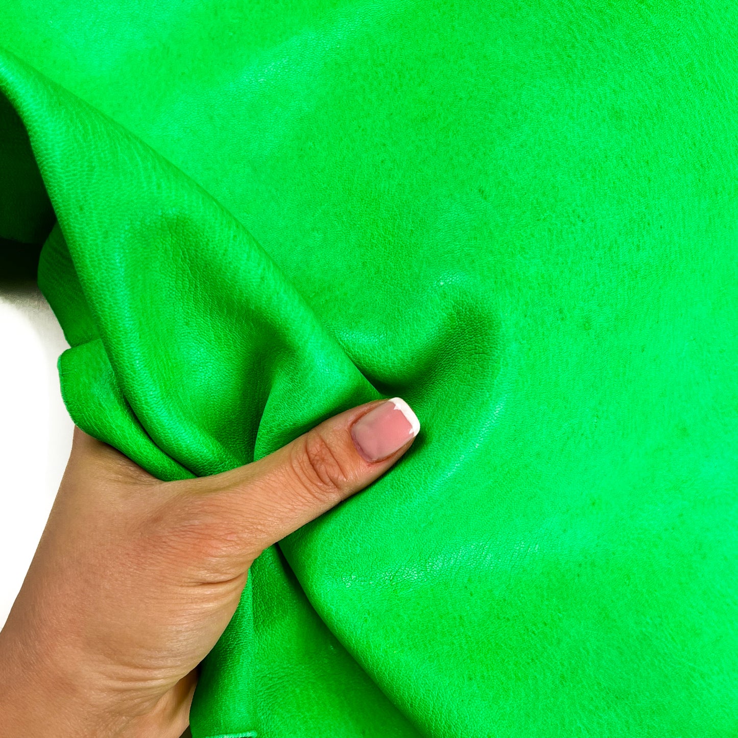 Neon Green Natural Vegetable Tanned Lambskin 1.1-1.2mm / 2.75-3oz Neon Green Veg Tan 1474