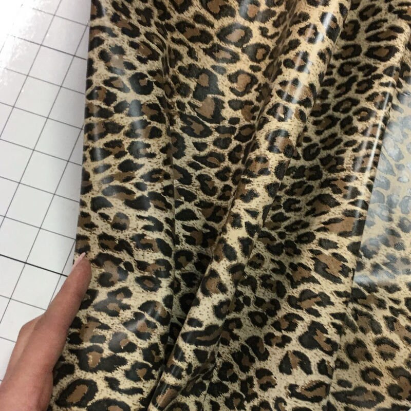 Brown Lambskin Leather With Print 1.0mm/2.5oz / LEOPARD 695
