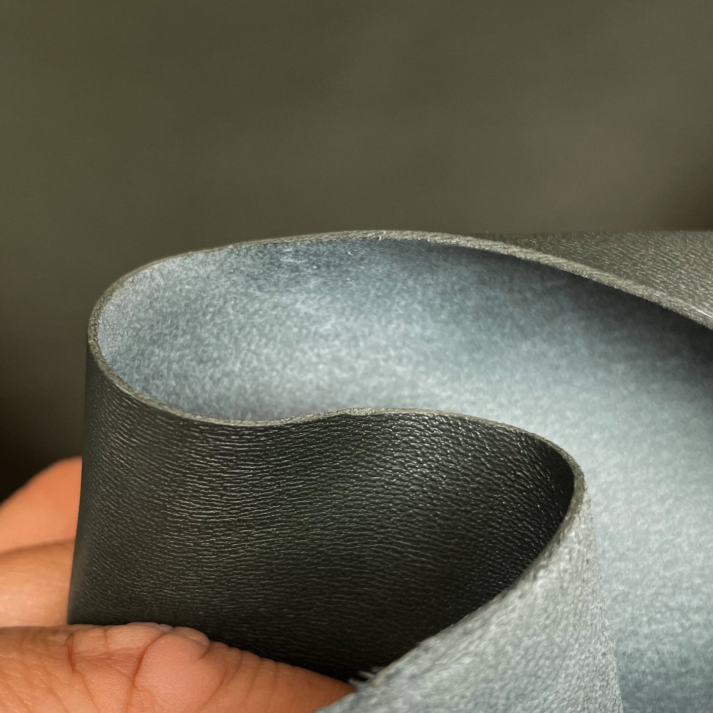 Dark Green Lambskin Leather 0.9mm/2.25oz / SALUTE 273