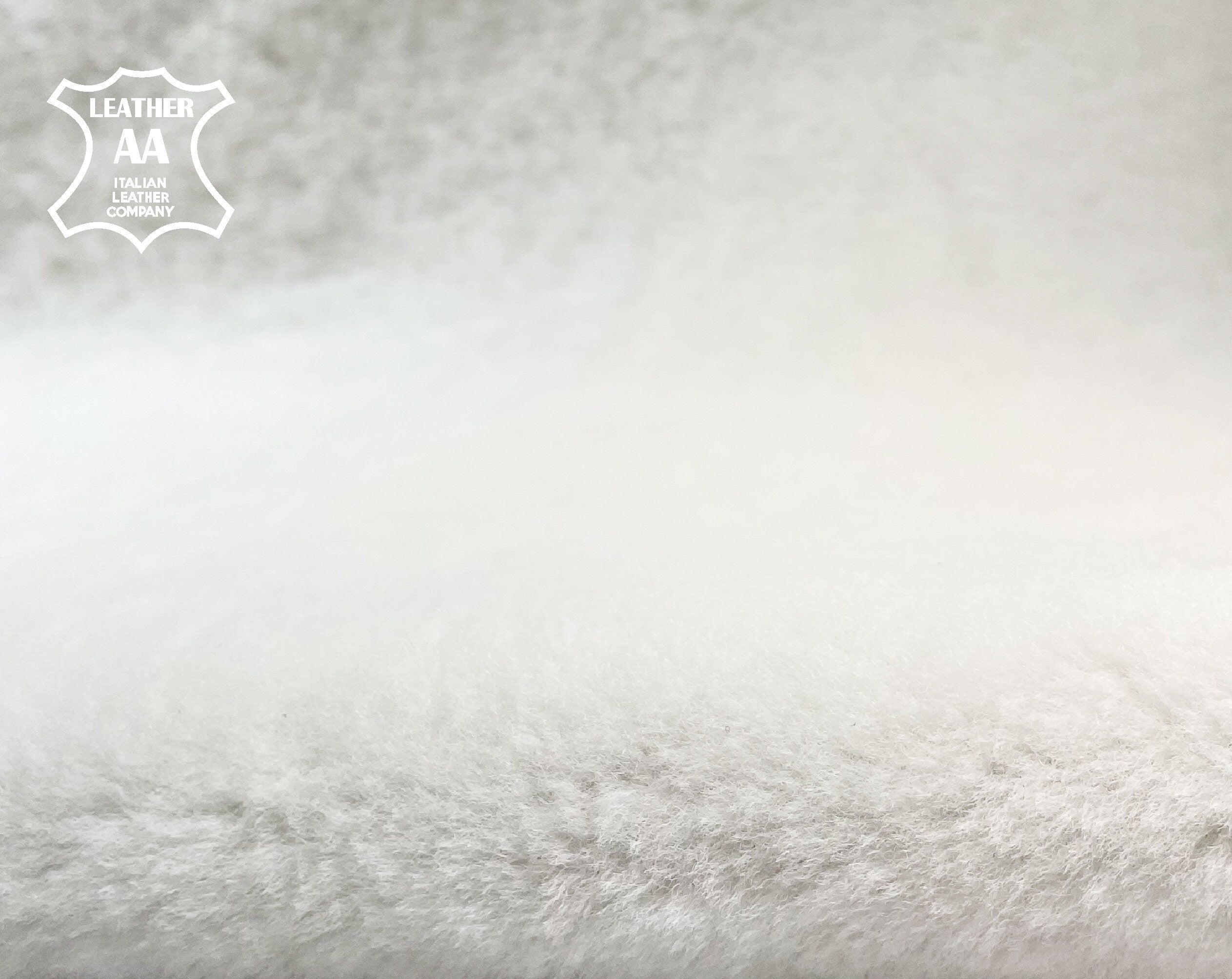 White and Navy Blue Italian Shearling Hides Thick 1.2mm/3oz / WHITE & NAVY SHEARLING 1236