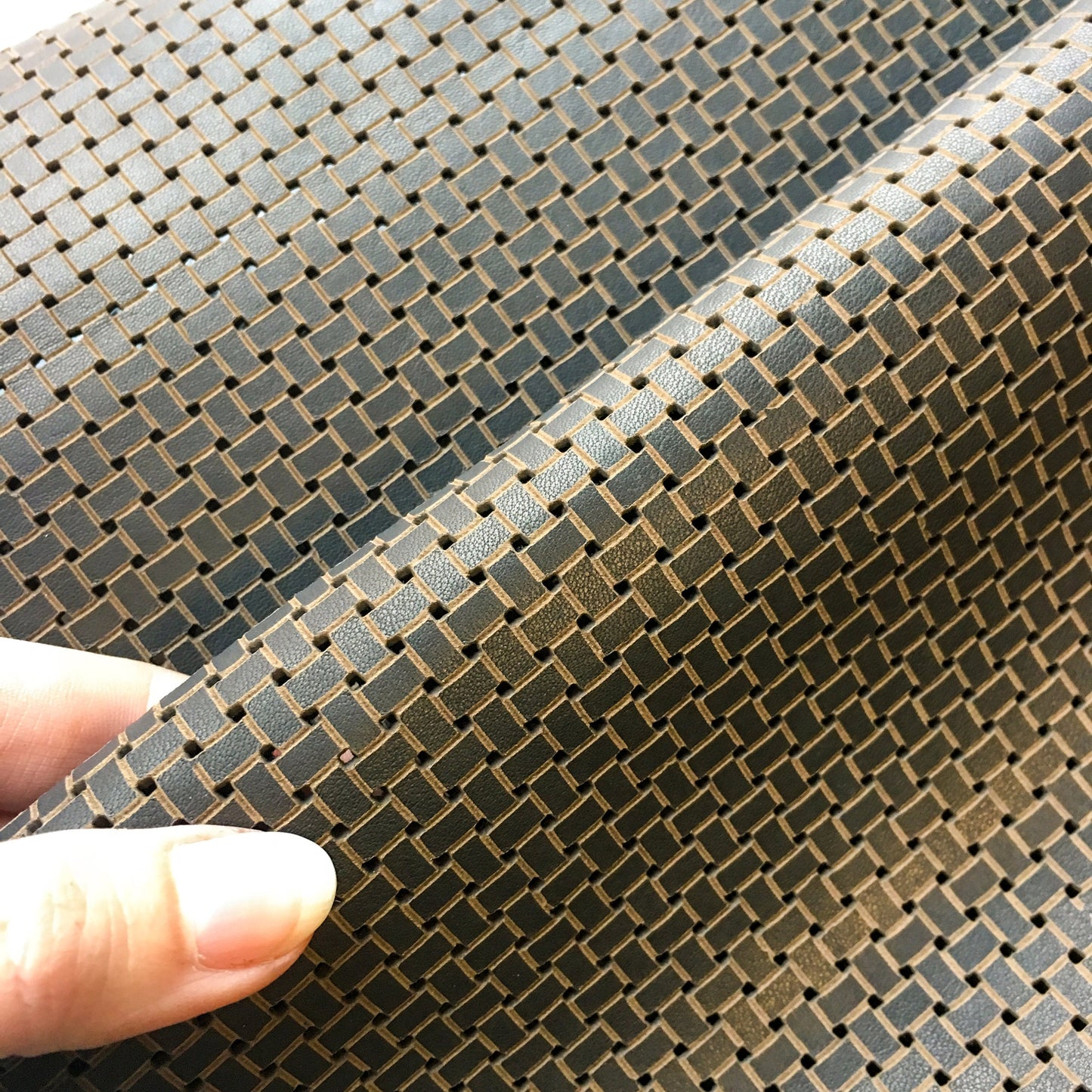Brown Wickerwork Print Lambskin Sheets 0.8-1.0 mm / 2-2.5 oz.