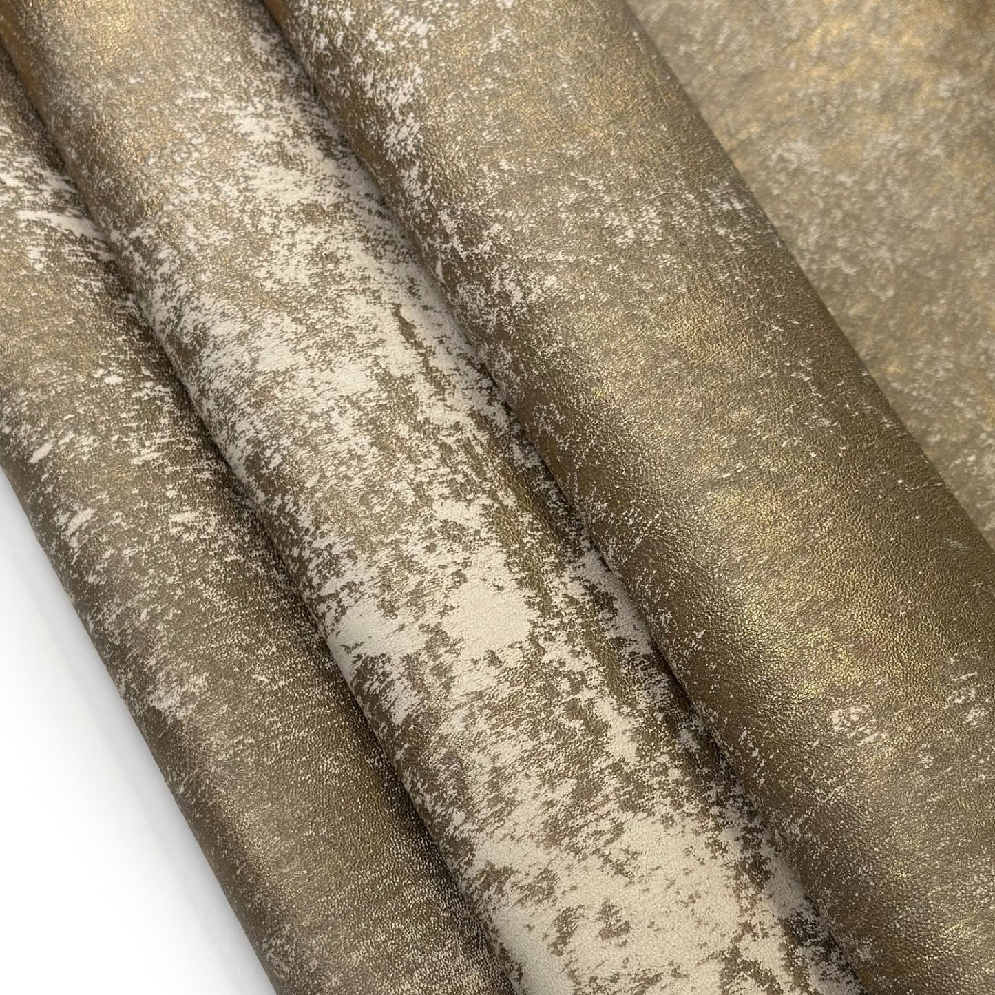 Metallic Gold Lambskin With Light Beige Undertones And A Vintage, Distressed Look 1.2-1.3mm//3-3.25oz