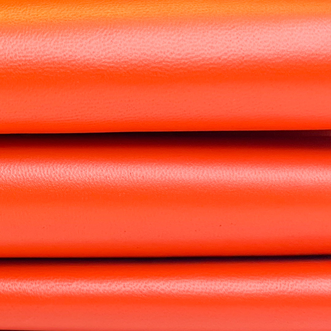 Bright Orange Lambskin Leather 0.9mm/2.25oz / ORANGE SATIN 570