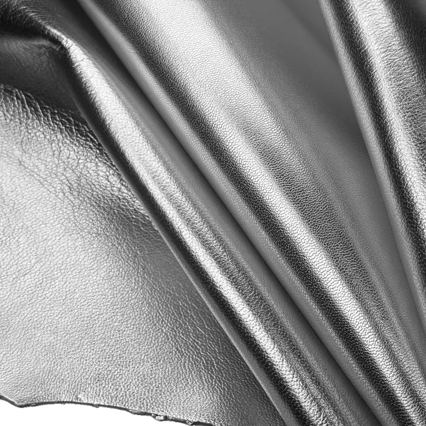 Silver Lambskin With Shine 0.8mm/2oz / SILVER CLOUD 601