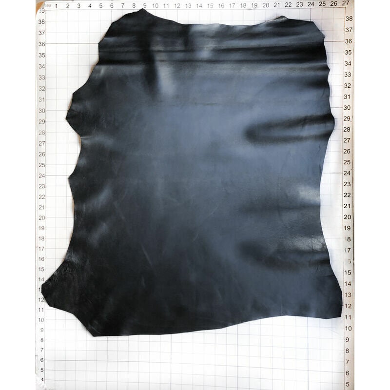 Super Shiny Black Lambskin 0.8mm/2oz / MEGA SHINY BLACK 945